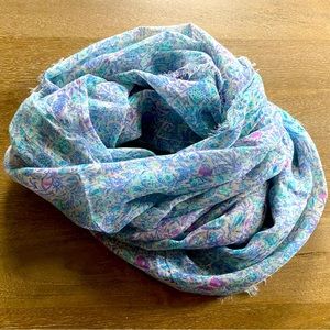 ❤️ AEO | Floral Infinity Scarf